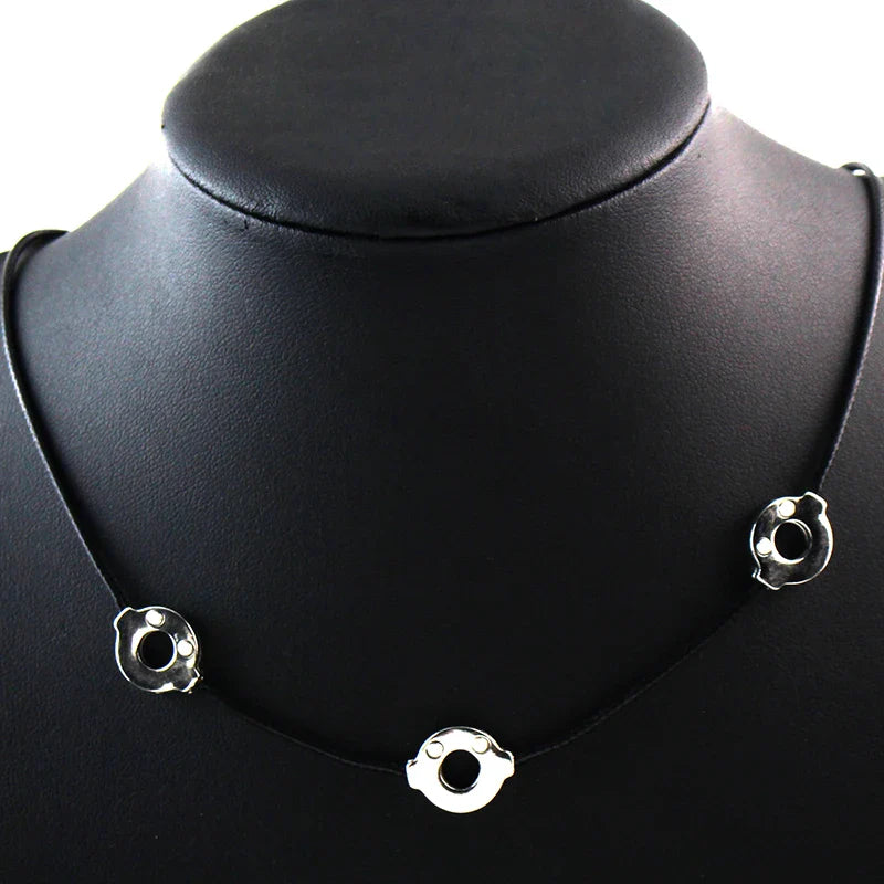 Uchiha Itachi Necklace – Cosplay 3 Loops Choker for Fans and Collectors